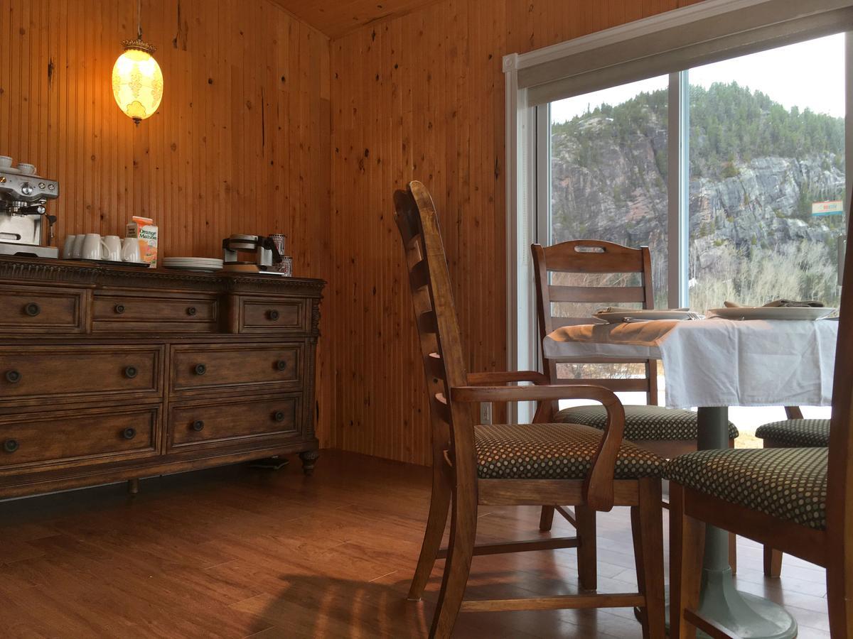 Bed and Breakfast La Chouette Viree Гранд-Бержерон Экстерьер фото
